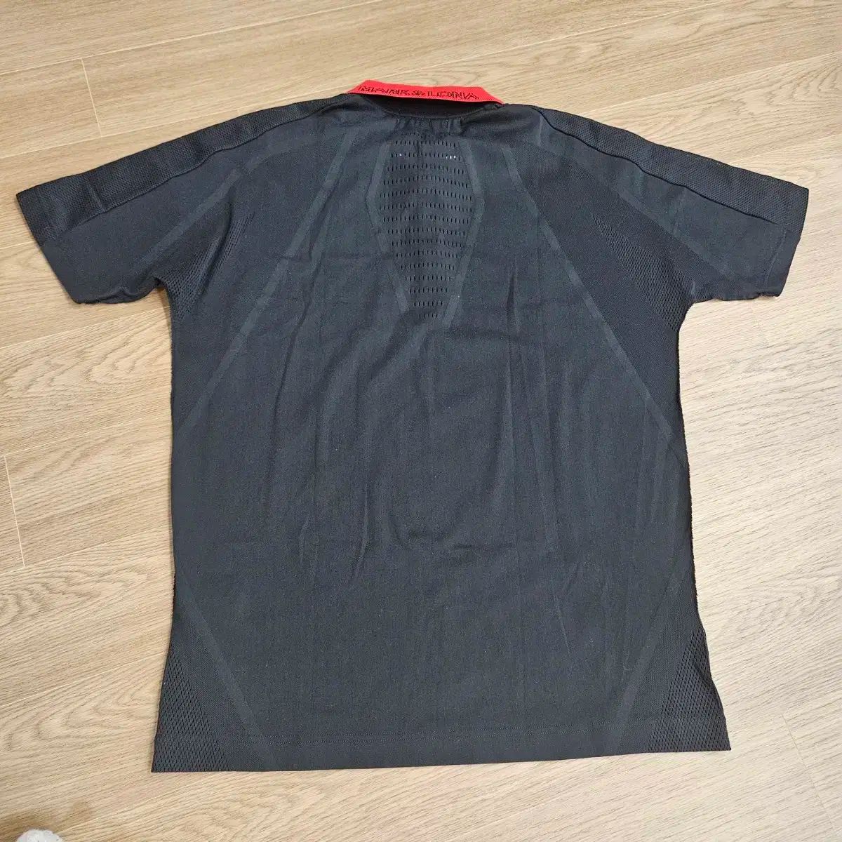 ブラック|レッド