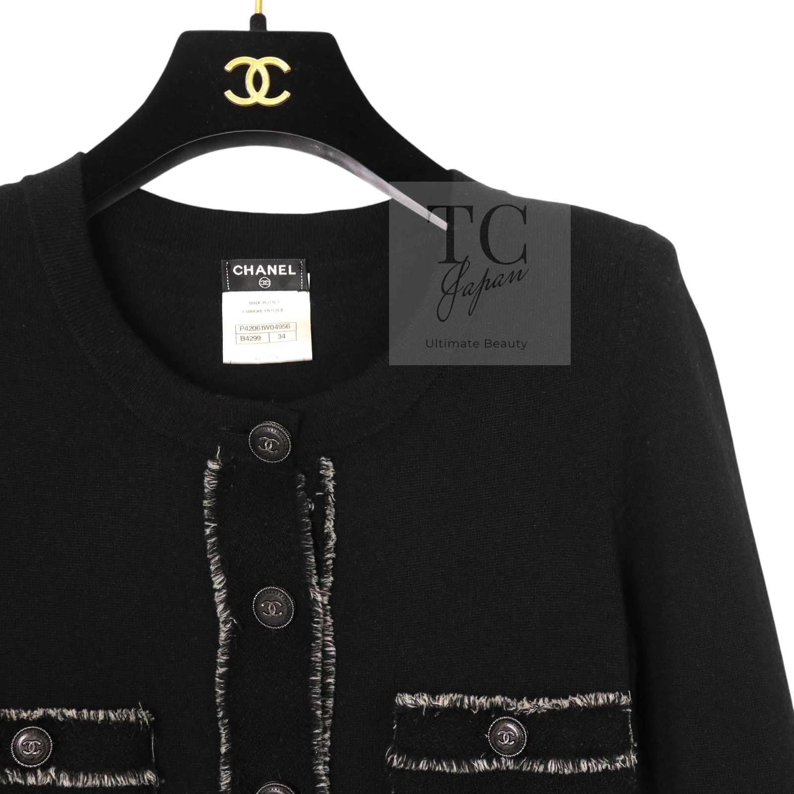 ◆シャネルボタン沢山◆カーディガン/ワンピース CHANEL】【フランス製】シャネル『カーディガン ワンピース 上下