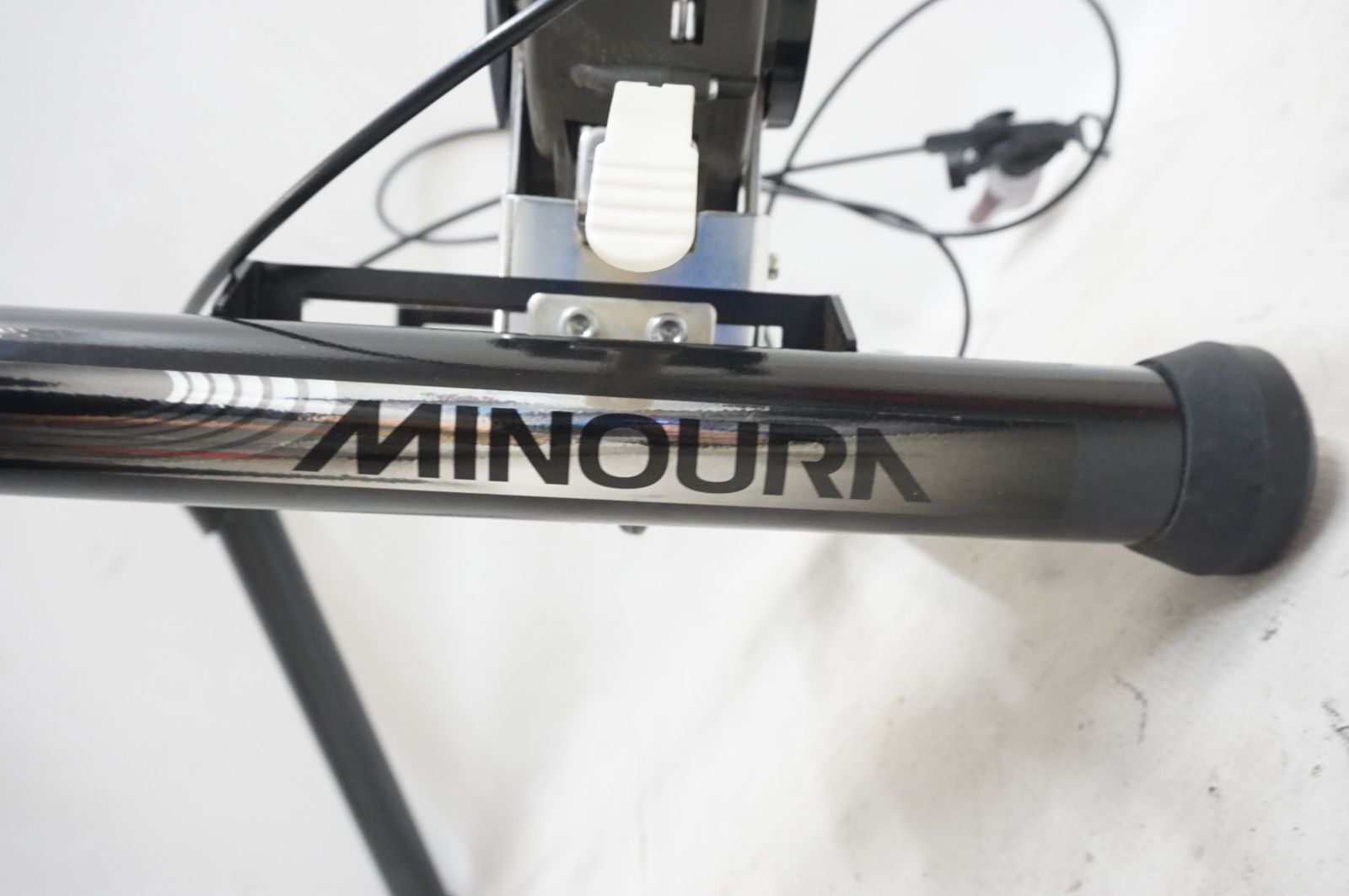 に*き様 【中古】MINOURA(ミノウラ) RDA2429-Rサイクルトレーナ Amazon | MINOURA(ミノウラ) RDA2429-R 固定式サイクル