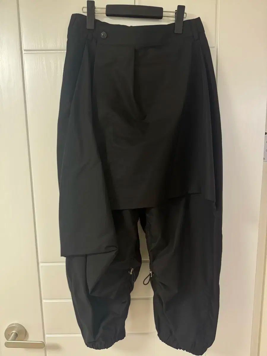 ソンジオメンズ ラブ ジョガーパンツ