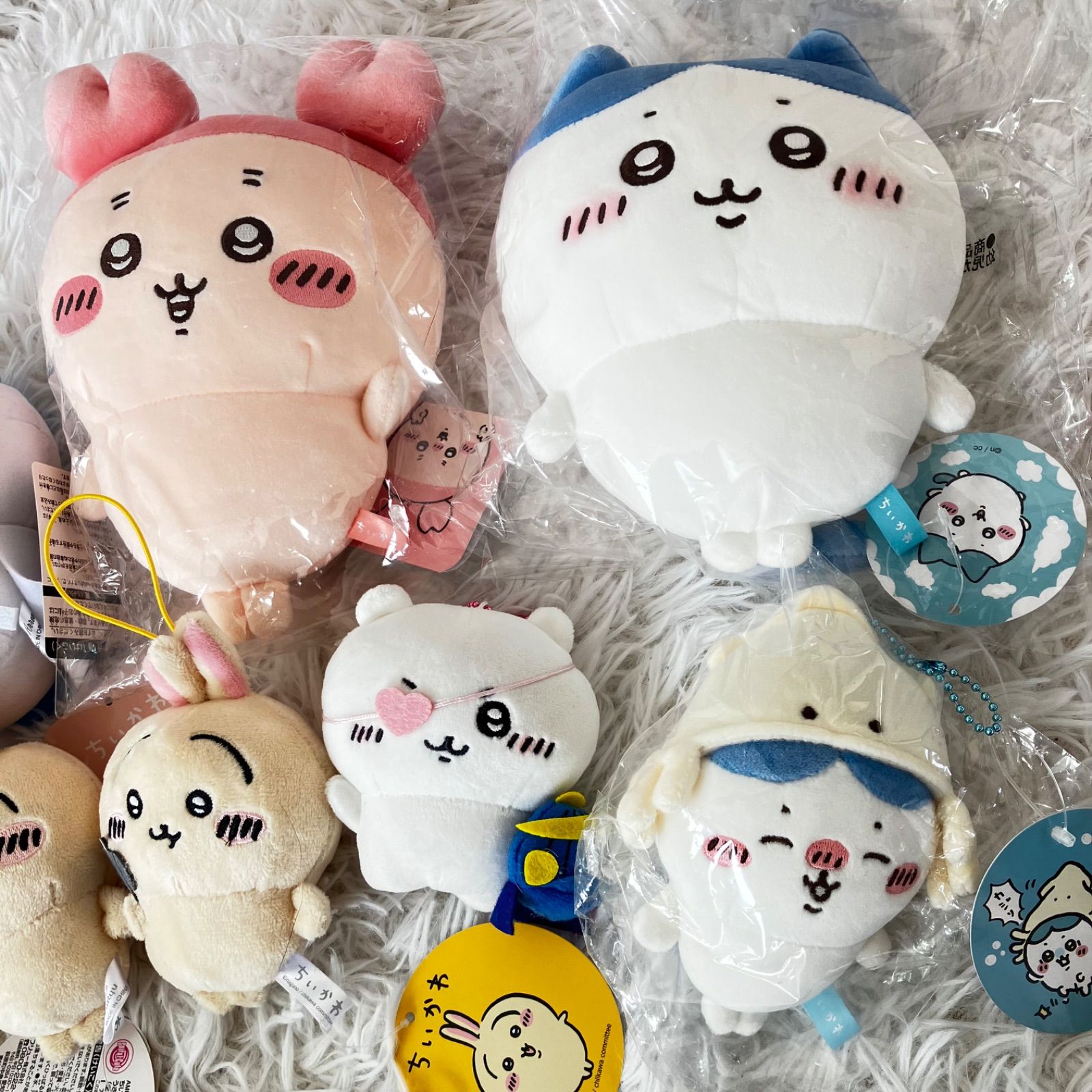 希少　4点セット新品未使用 タグ付き　古本屋　ちいかわ　ぬいぐるみ　まとめ売り ちいかわ 15点セット タグ付き多数 新品未使用 未開封あり