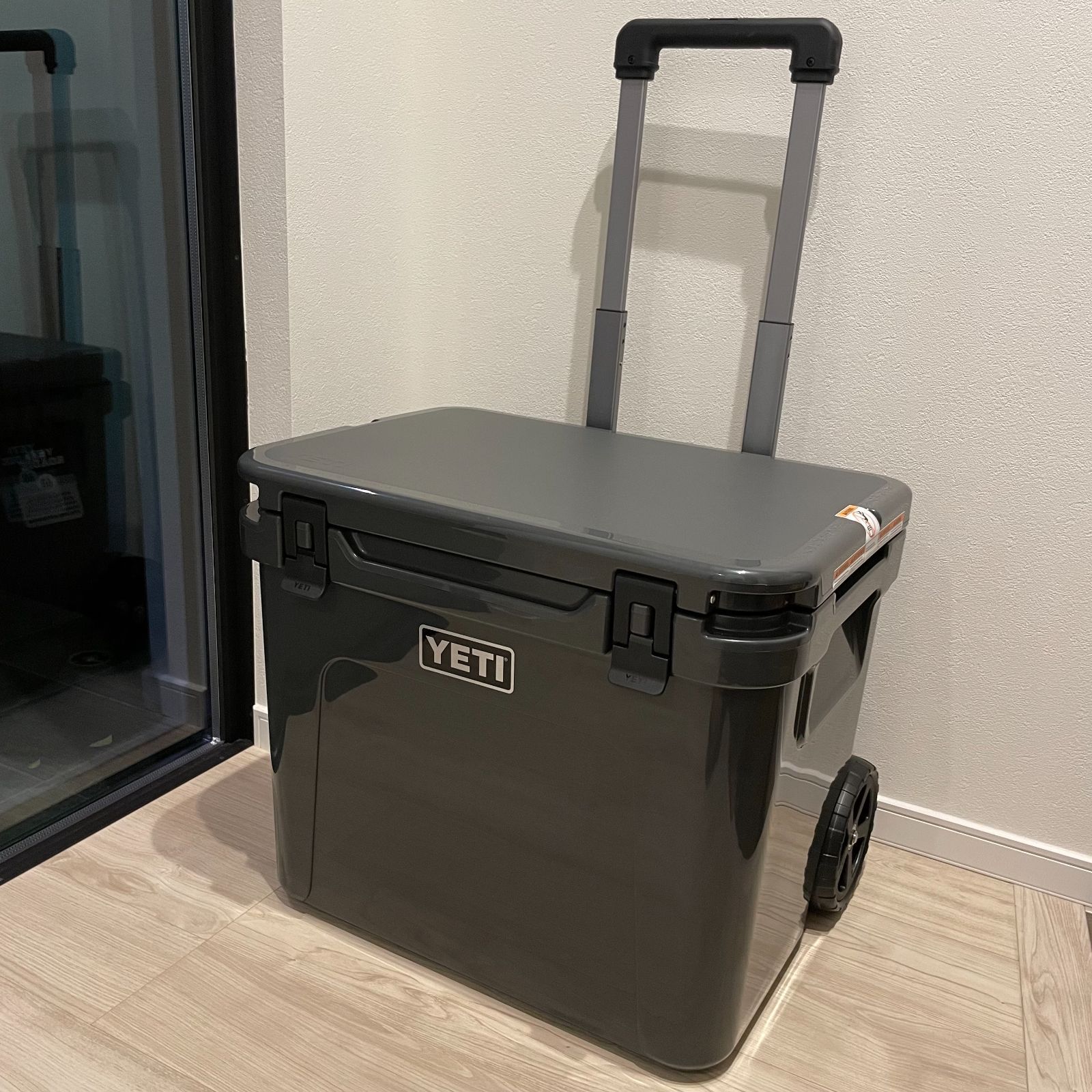 新品未使用＊【チャコール】YETI Roadie 60 Wheeled Cooler