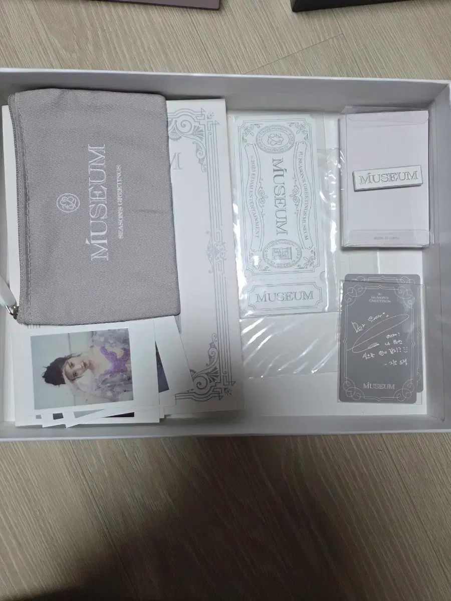 IU(アイユ) 2023 シーグリ シーズングリーティング 未開封