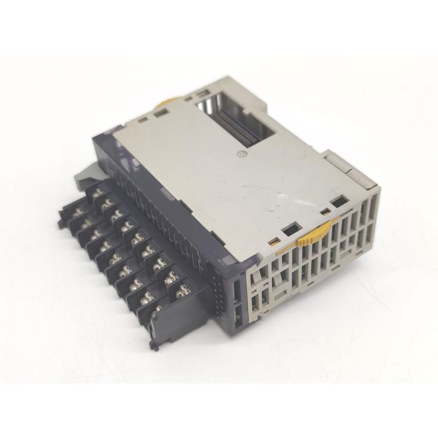オムロンCJ1W-ID211 *3個 【公式通販】