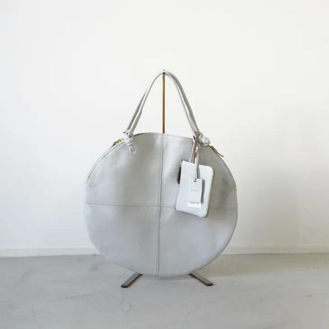 ファッション 【新品】EMS・ローラー V-ROLL 美顔器 美容器 伊藤超短波