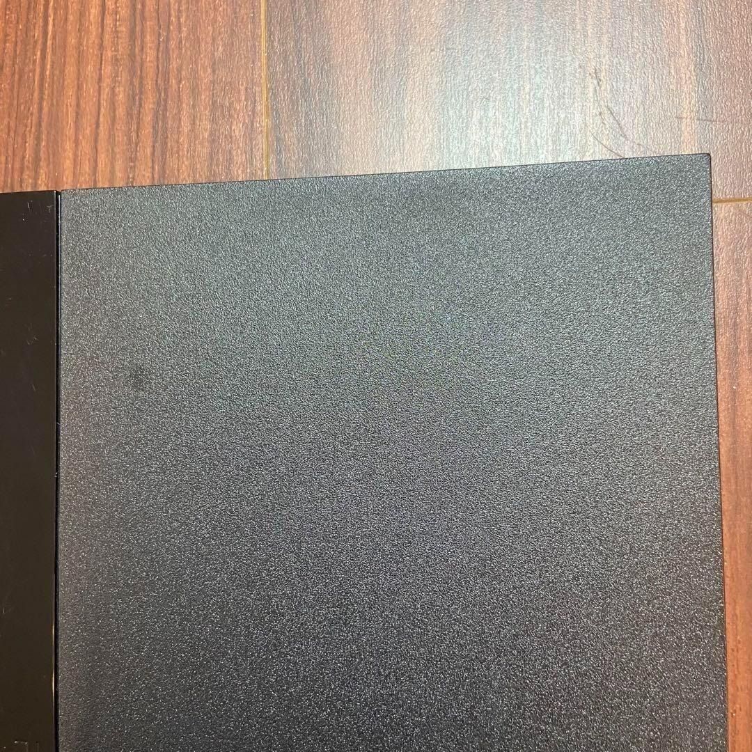 チャコールブラック