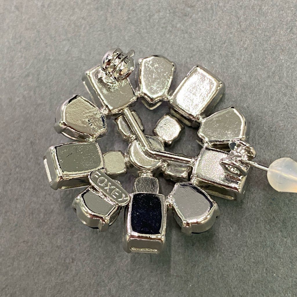 2e10 《美品》 FOXEY フォクシー ブローチ 小物 フラワーモチーフ