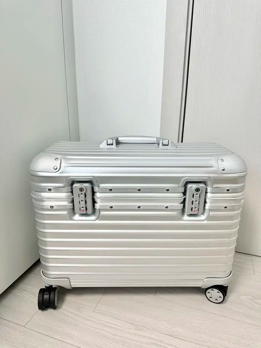 TGS 2025 サイン入 ニーアレプリカント LP Box TGS 2025 サイン入 ニーアレプリカント LP Box NieR Replicant