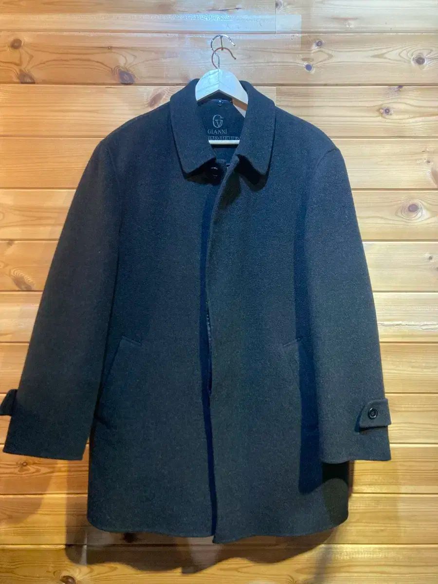 【雷市場（ポンジャン）商品韓国直送】 Valentino(ヴァレンティノ) コート 105