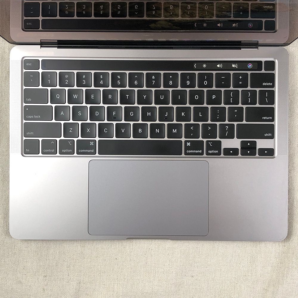 ジャンク品・本体のみApple MacBook Pro (13インチ， 2020