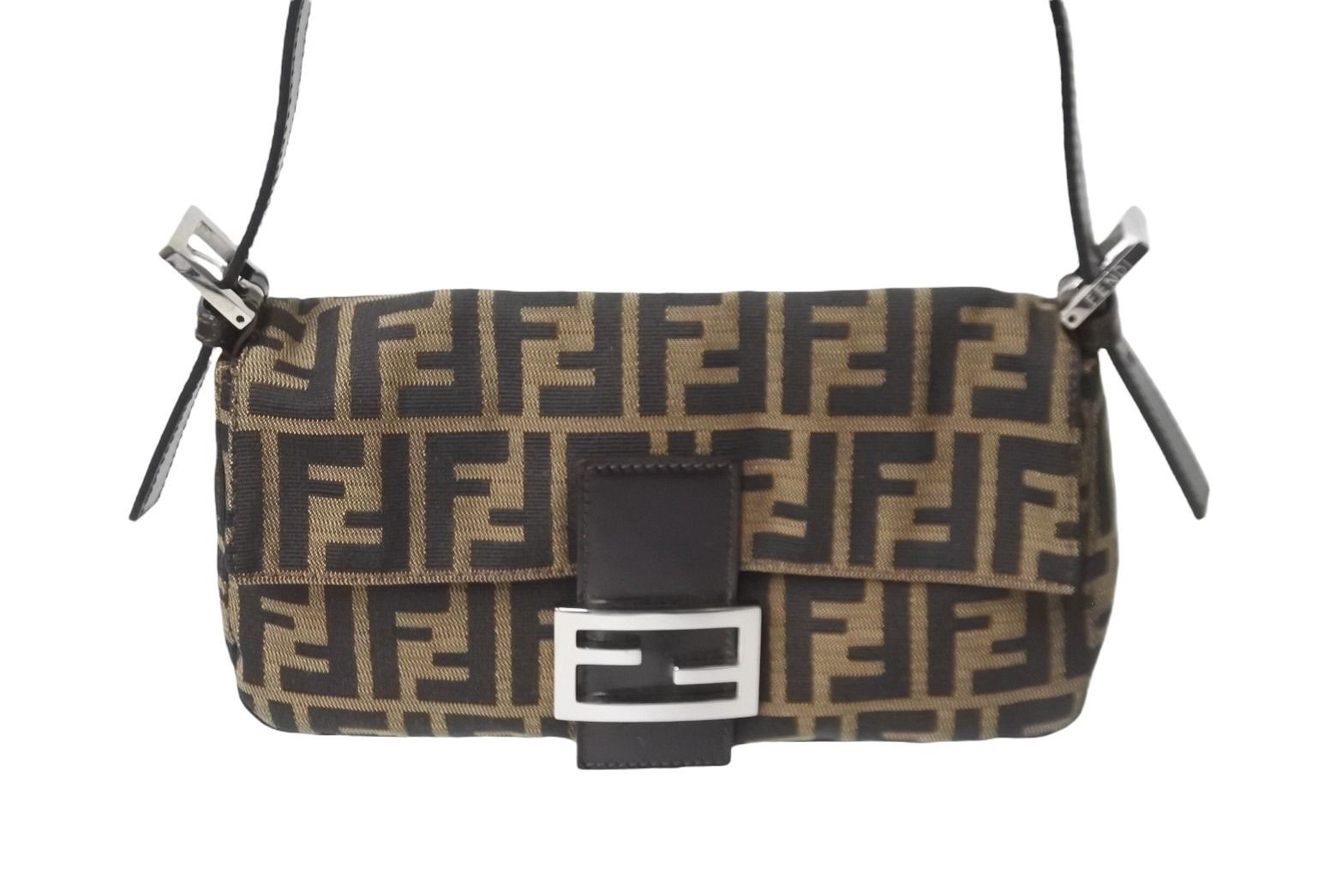 美品✨フェンディ マンマバケット ワンショルダー ズッカ柄 キャンバス 楽天市場】FENDI フェンディ マンマバケット ナイロンキャンバス