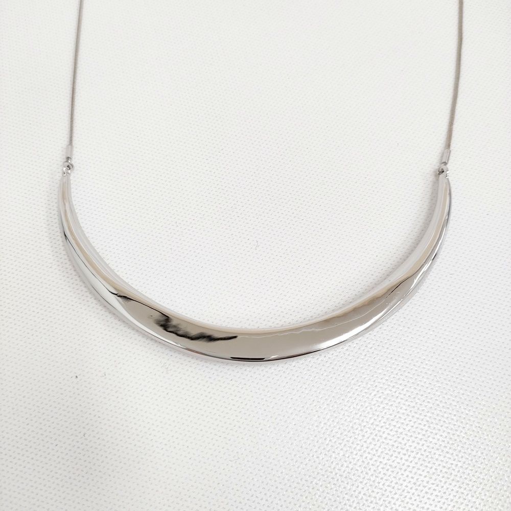 GRACE CONTINENTAL メタルカーブチョーカー 定26400円 0325191506 ネックレス 25SS シルバー レディース グレースコンチネンタル 5-0916G