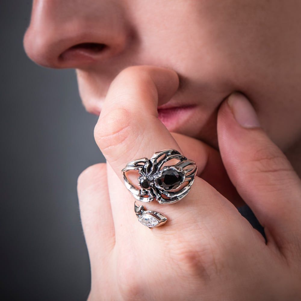 スパイダーリング アルテミスクラシック シルバー ジュエリーブランド