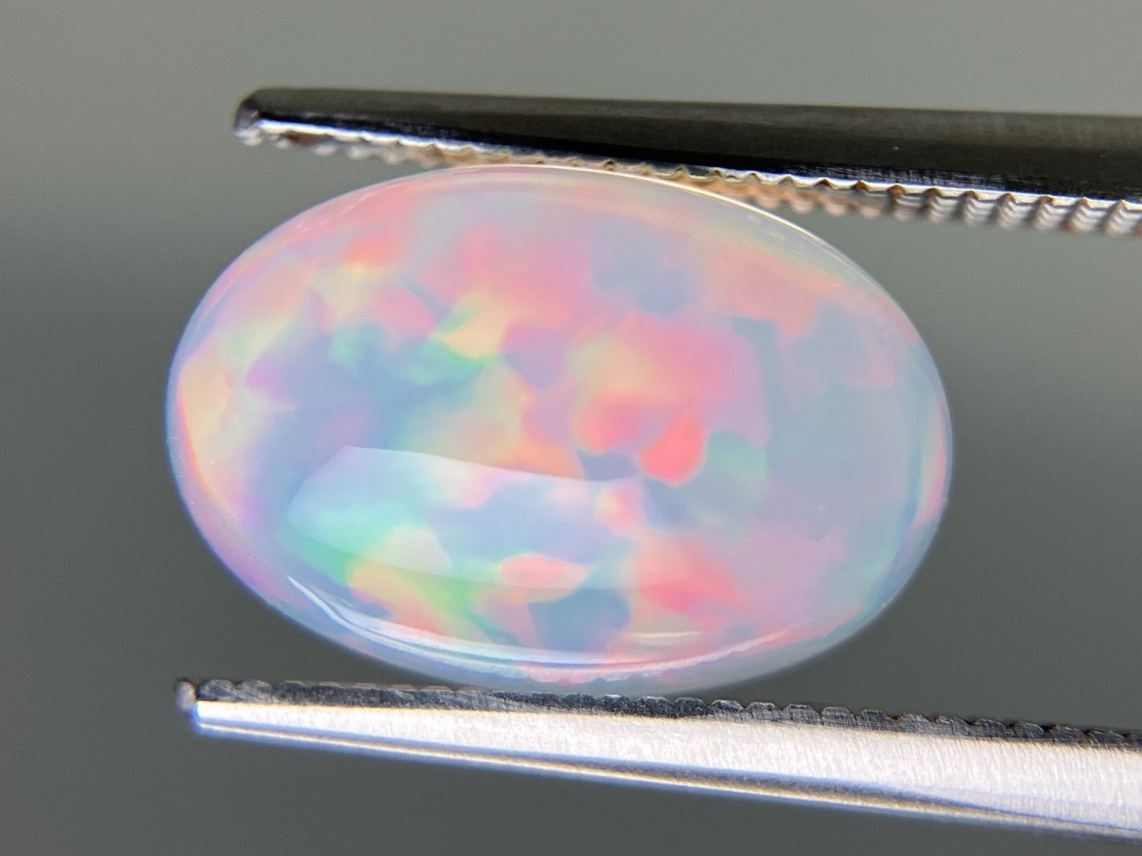 オパール 天然 3.860ct 宝石ソーティング付き 13.1㎜×8.9㎜×6.2