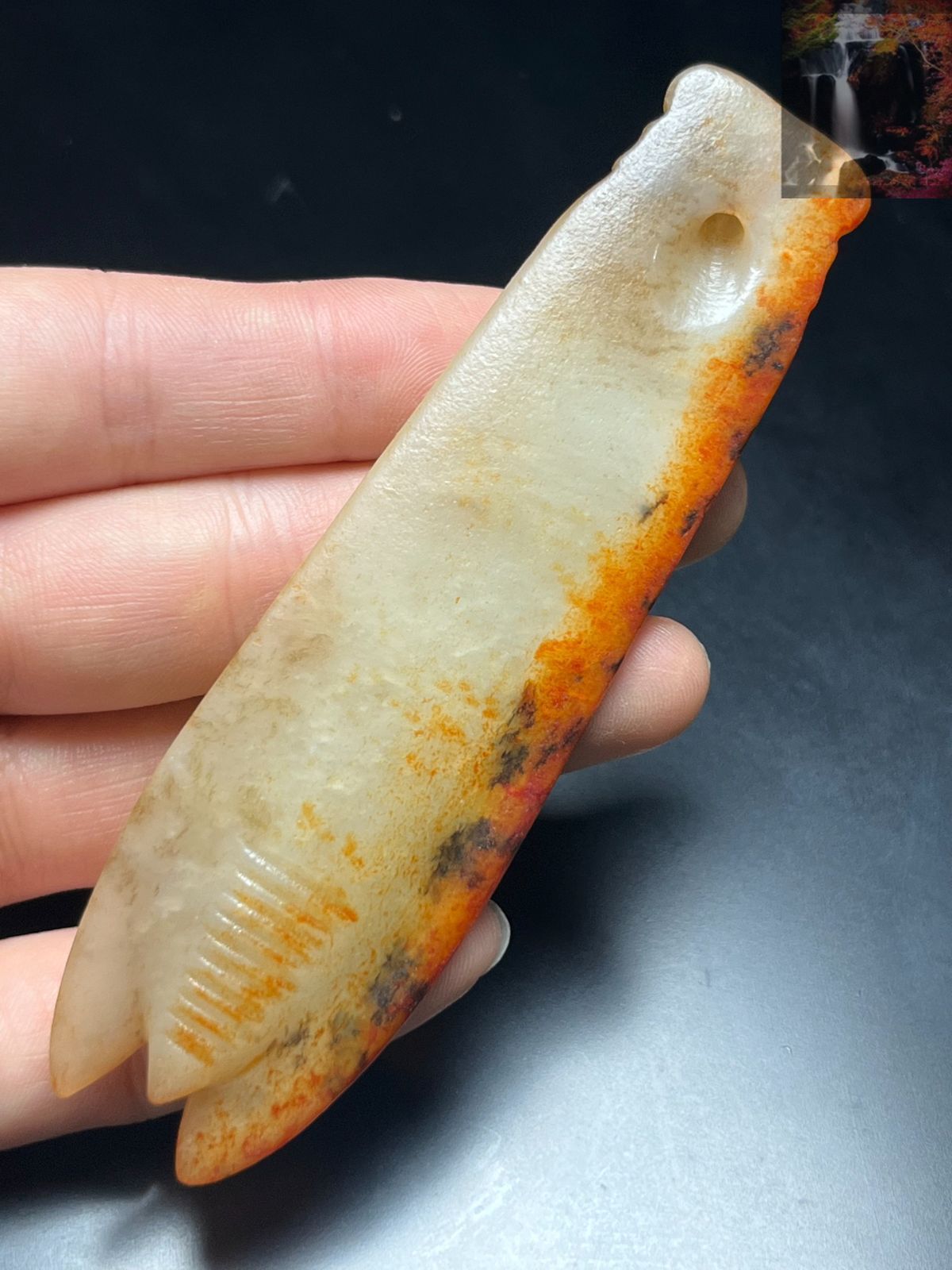 旧家蔵出し 和田玉細密彫 羊脂白玉 沁色自然 せみ 一鳴驚人 彫刻