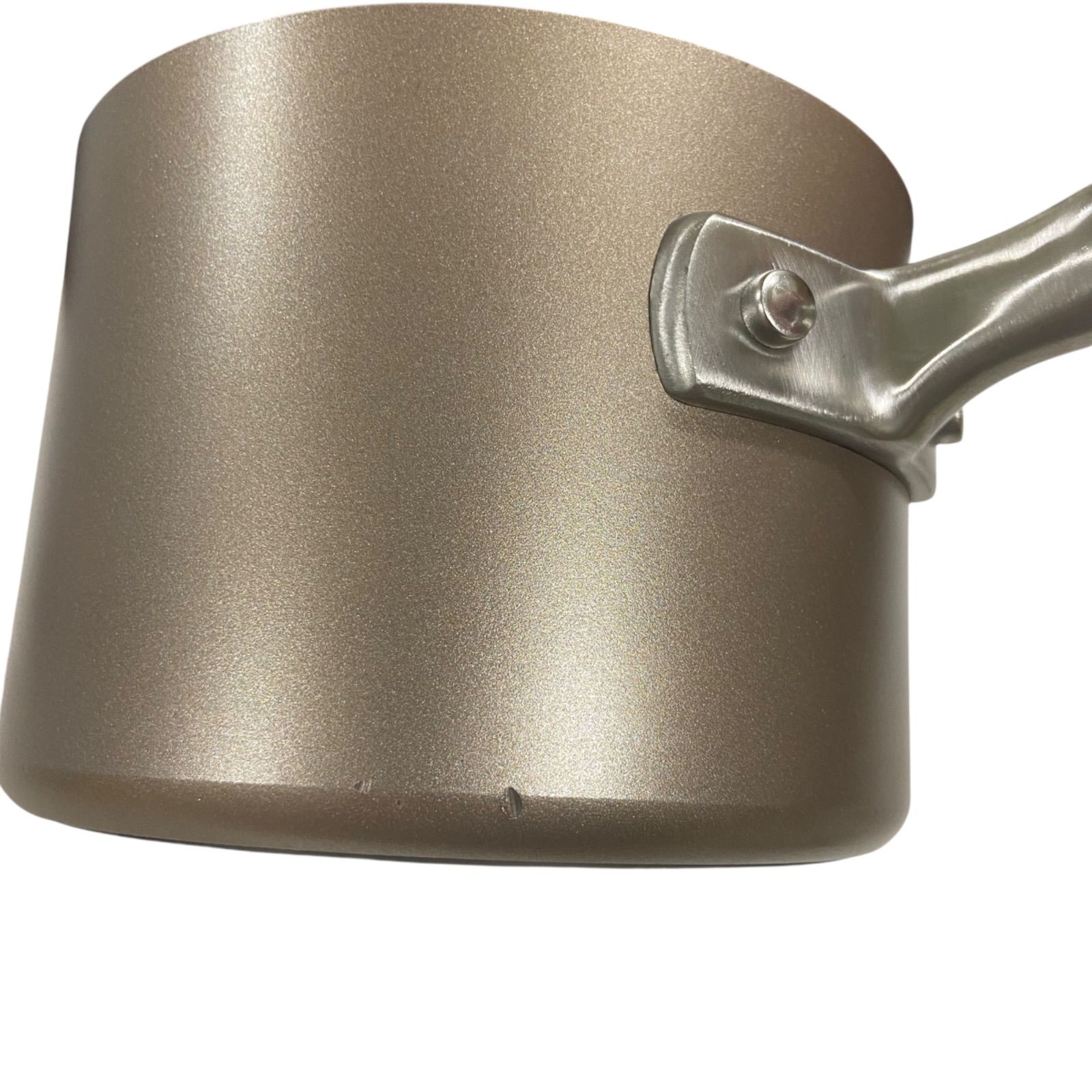 ブロンズ ブラウン