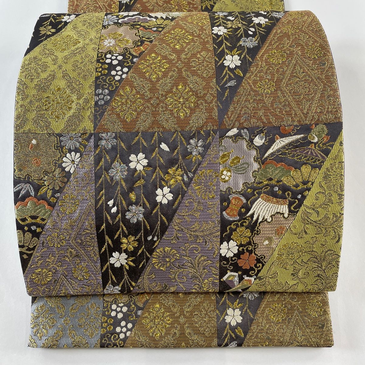 袋帯 美品 秀品 宝尽くし 枝垂れ桜 金銀糸 箔 金色 六通 正絹