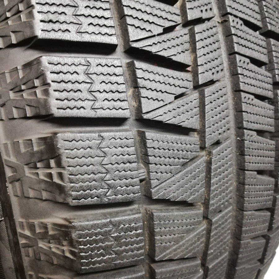 ランフラットのスタッドレス 4本 225/60R17 ブリザック '15 中古