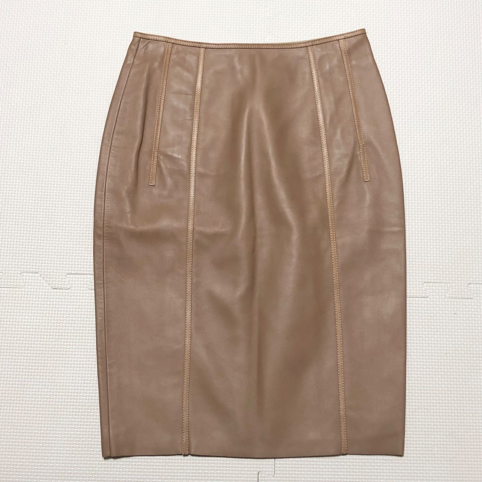□極美品□LOEWE ロエベ レザースカート size34(XS) ひざ丈タイト 