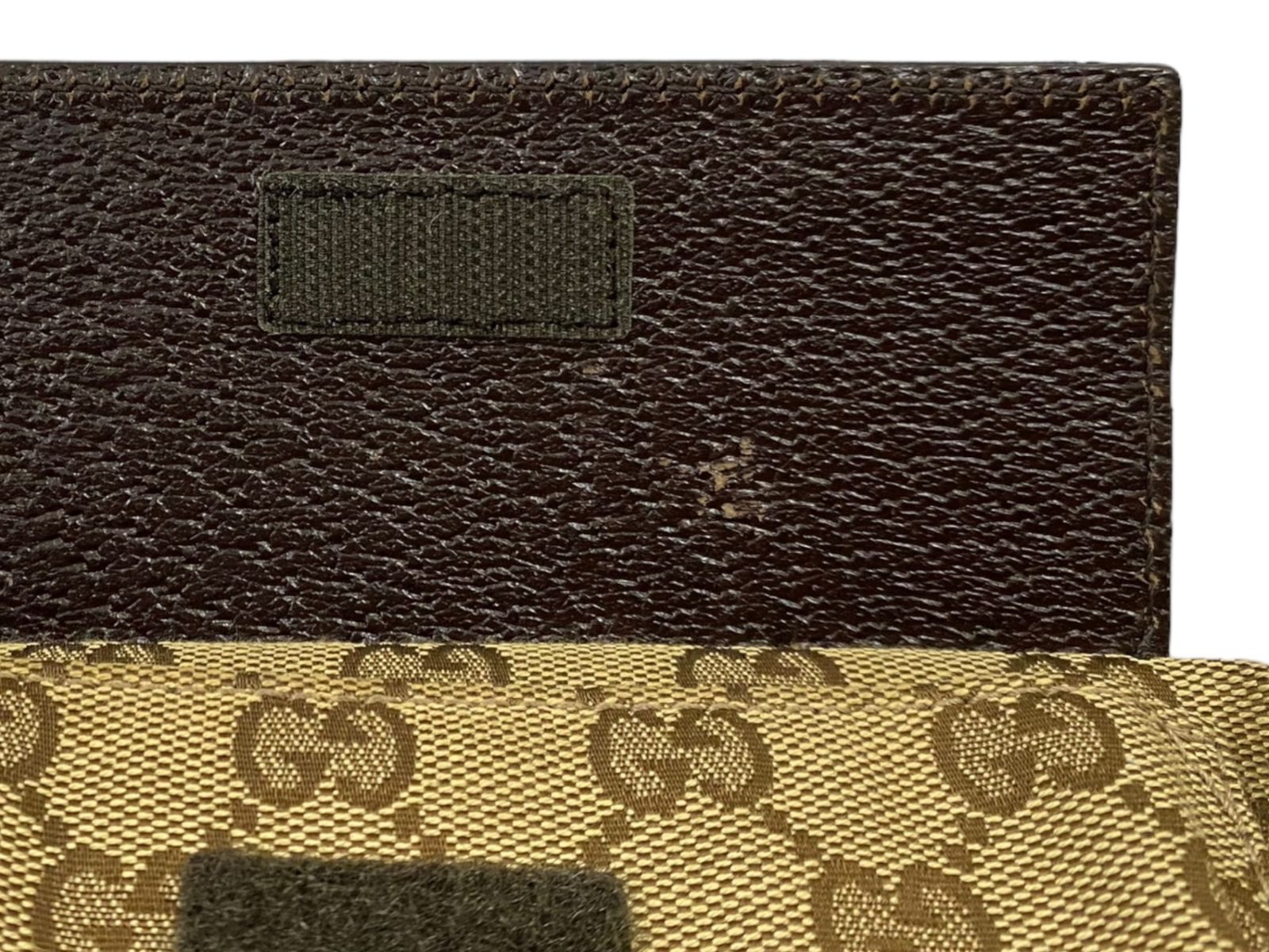 GUCCI ロゴ入りボディバッグ・ウエストポーチ GUCCI (グッチ) ウエストバッグ ボディバッグ ウエストポーチ CG