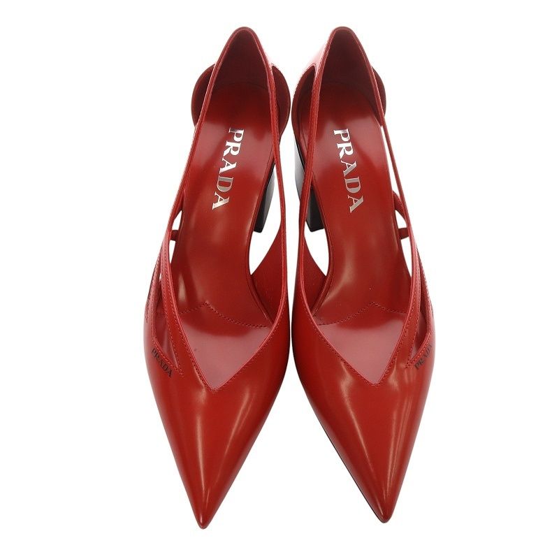 Prada レザーパンプス | ブラック | FARFETCH JP