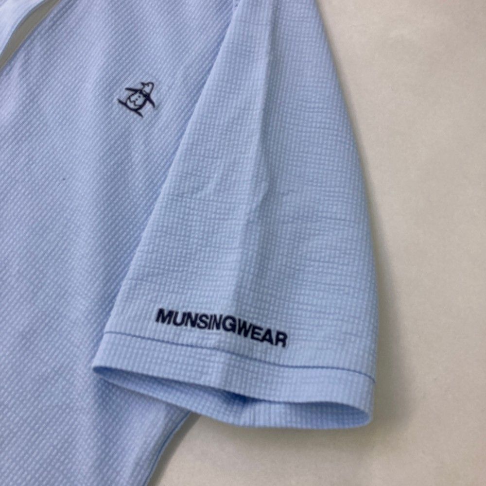 サイズ：L MUNSING WEAR マンシングウェア 2023年モデル ハーフジップ 半袖ポロシャツ  ブルー系 [240101469489] ゴルフウェア レディース ストスト サイズ：L MUNSING WEAR マンシングウェア 2023年モデル ハーフ