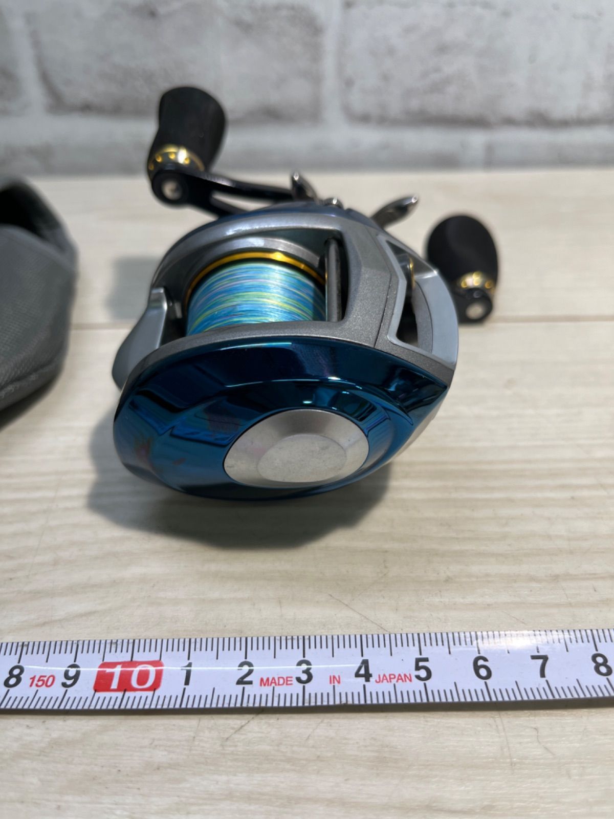 美品　アブガルシア ソルティーステージ Revo BJ 左ハンドル 美品 アブガルシア ソルティーステージ Revo BJ 左ハンドル
