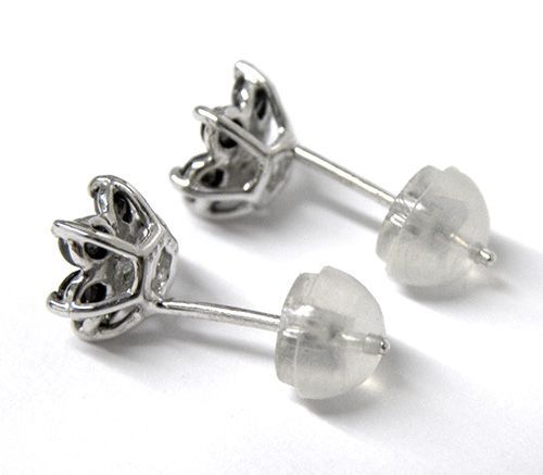 ブラックダイヤモンド ピアス D0.44ct/0.06ct フラワー ホワイト
