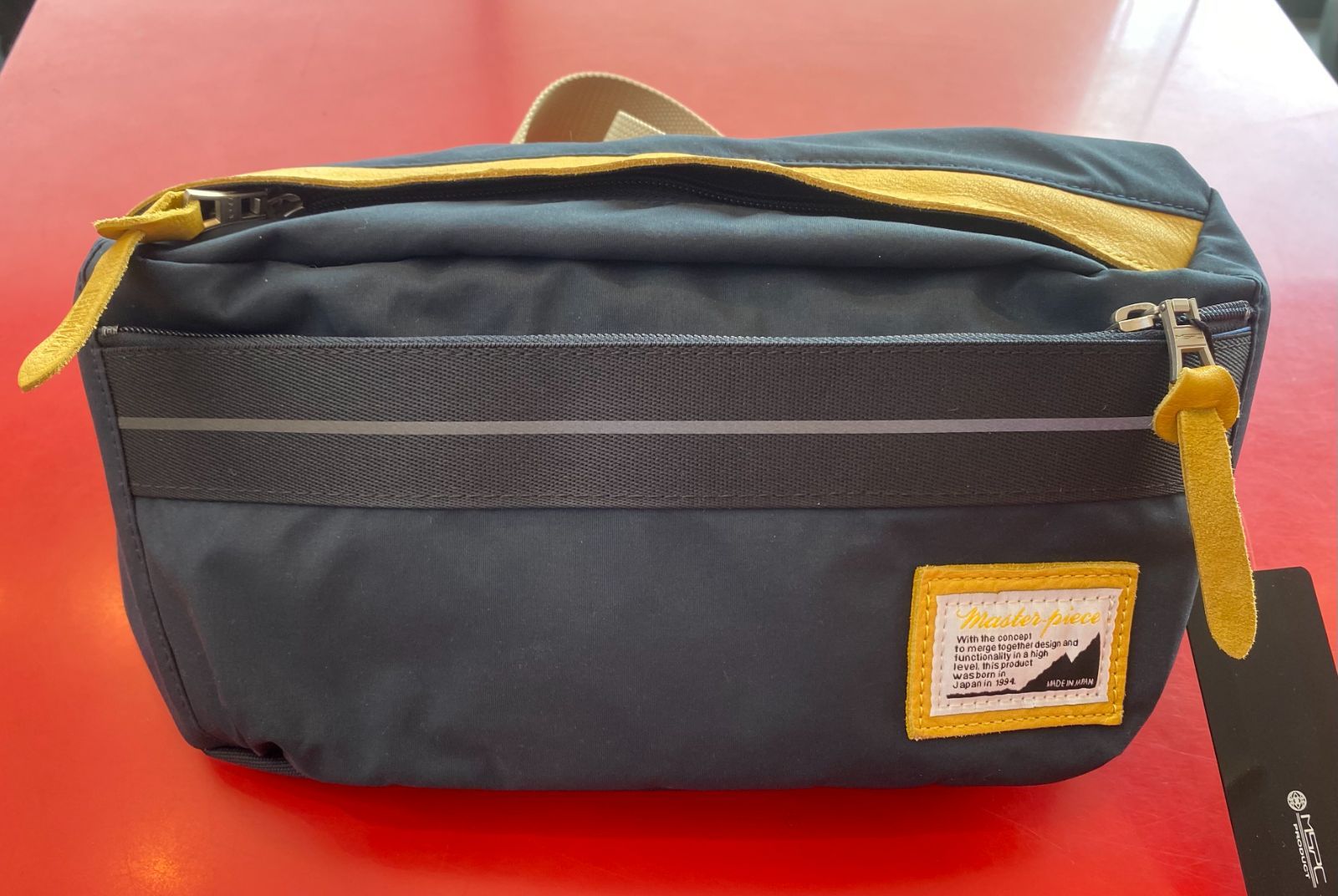 ﾄﾞｩｶﾃｨ ｽｸﾗﾝﾌﾞﾗｰ ｳｴｽﾄﾊﾞｯｸﾞ