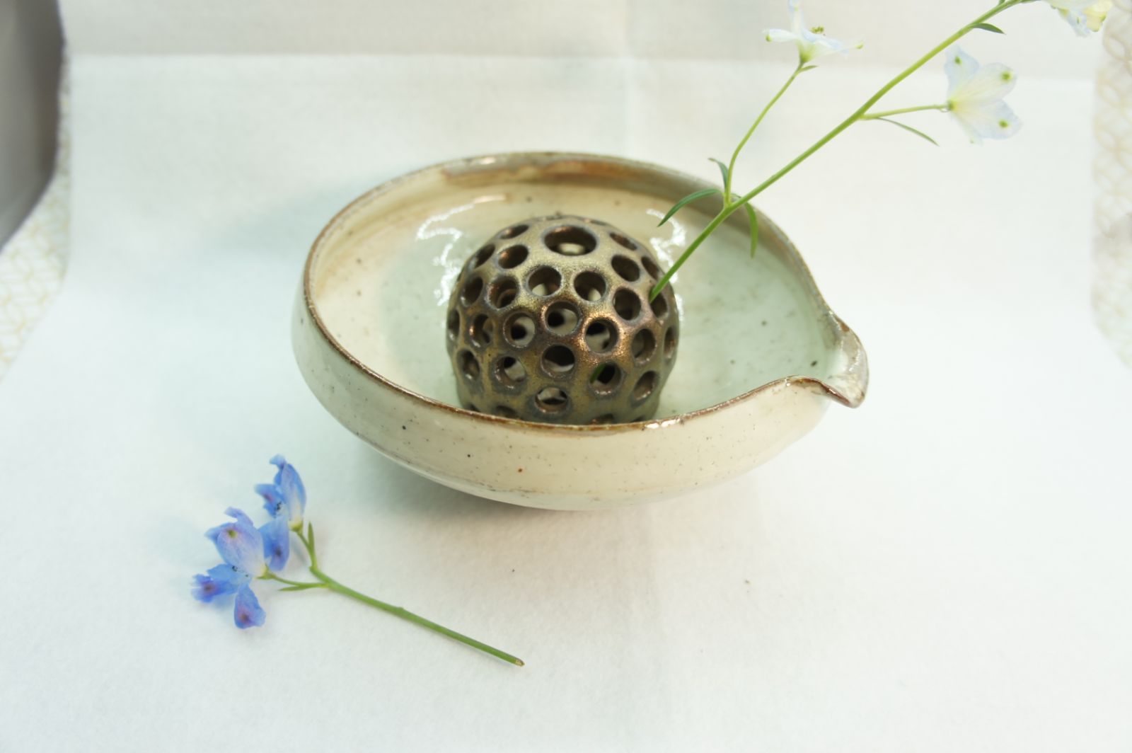 陶芸　花器 草津燒- 日式插花花珠及花器 - 白色 花立て花珠 フラワーボール 生け花