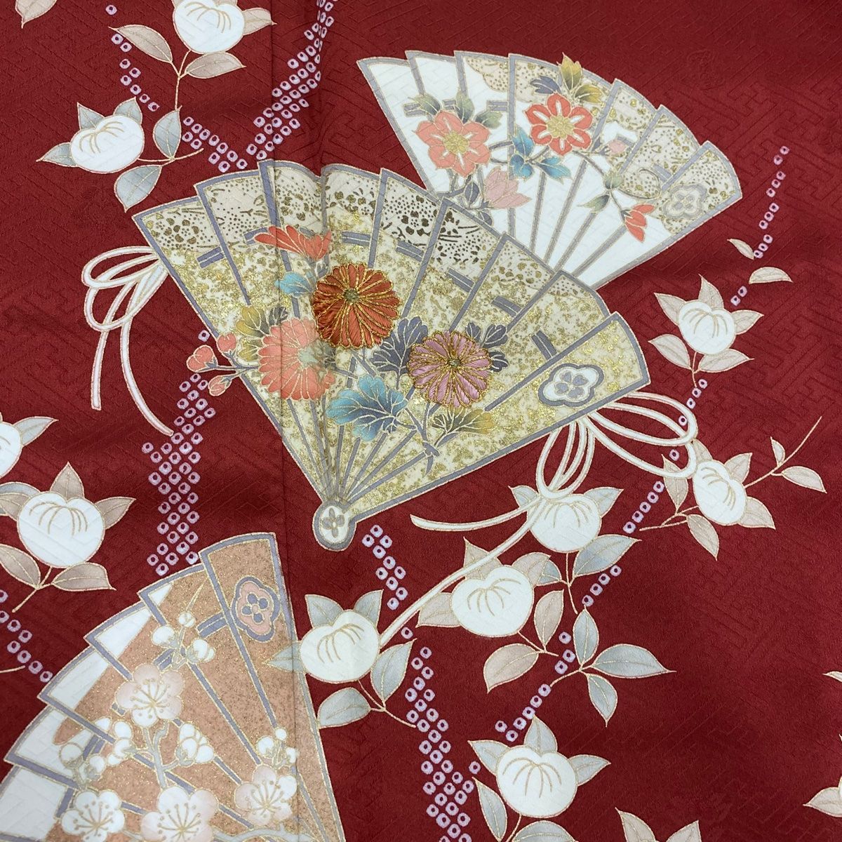 付下げ 身丈164cm 裄丈66.5cm M 袷 落款 桧扇 菊 刺繍 金糸