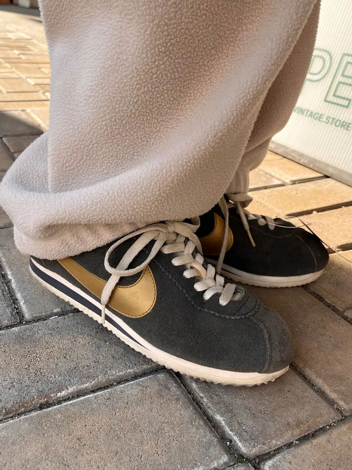 Nike NIKE(ナイキ) スエード コルテッツ