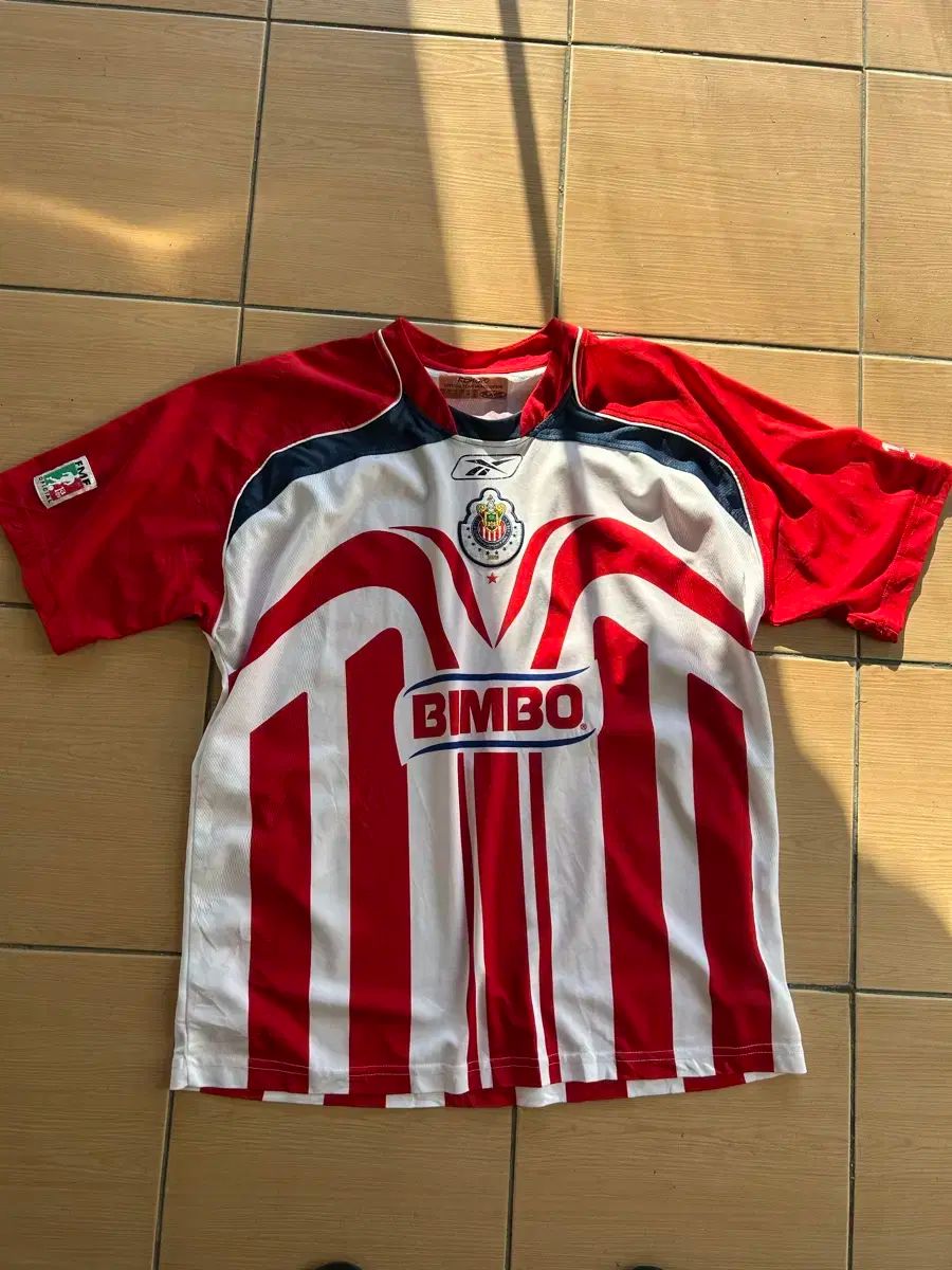 CD グアダラハラ メキシカンリーグ ホーム サッカージャージ