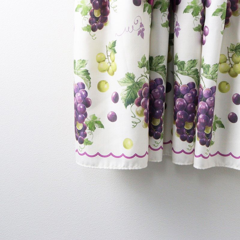 Emily Temple cute lady grapes ぶどうワンピ