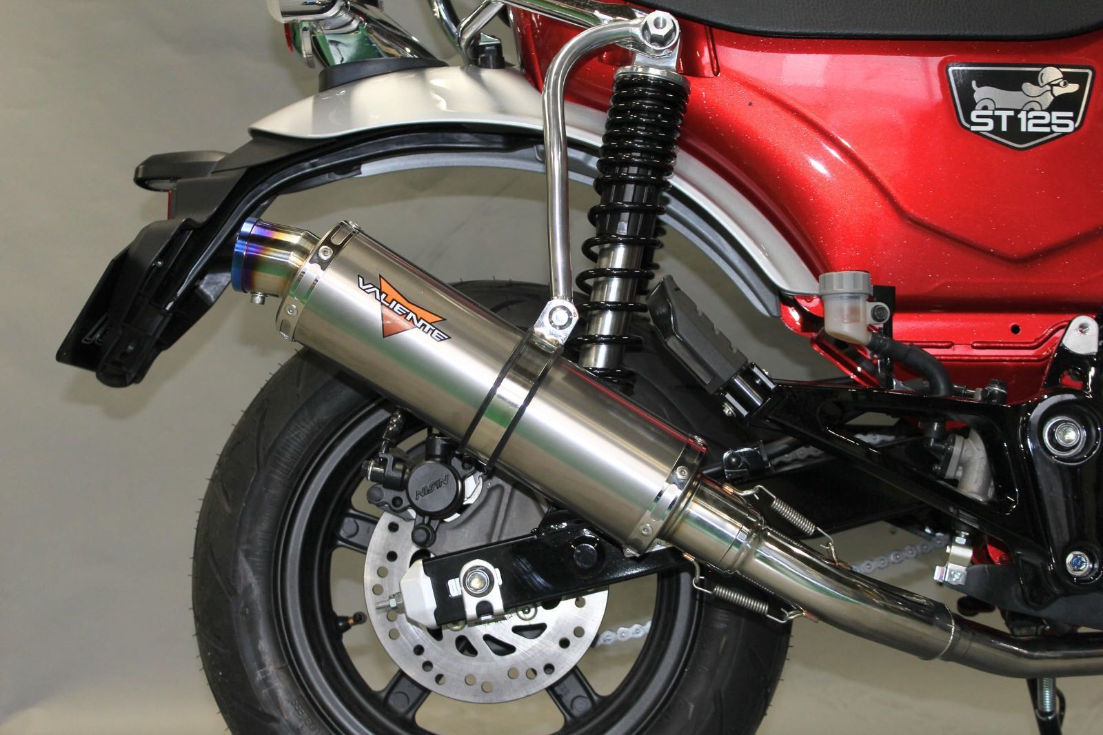 Valiente DAX125 マフラー 8BJ-JB04 スパルタ ステンレス ダウンタイプ 