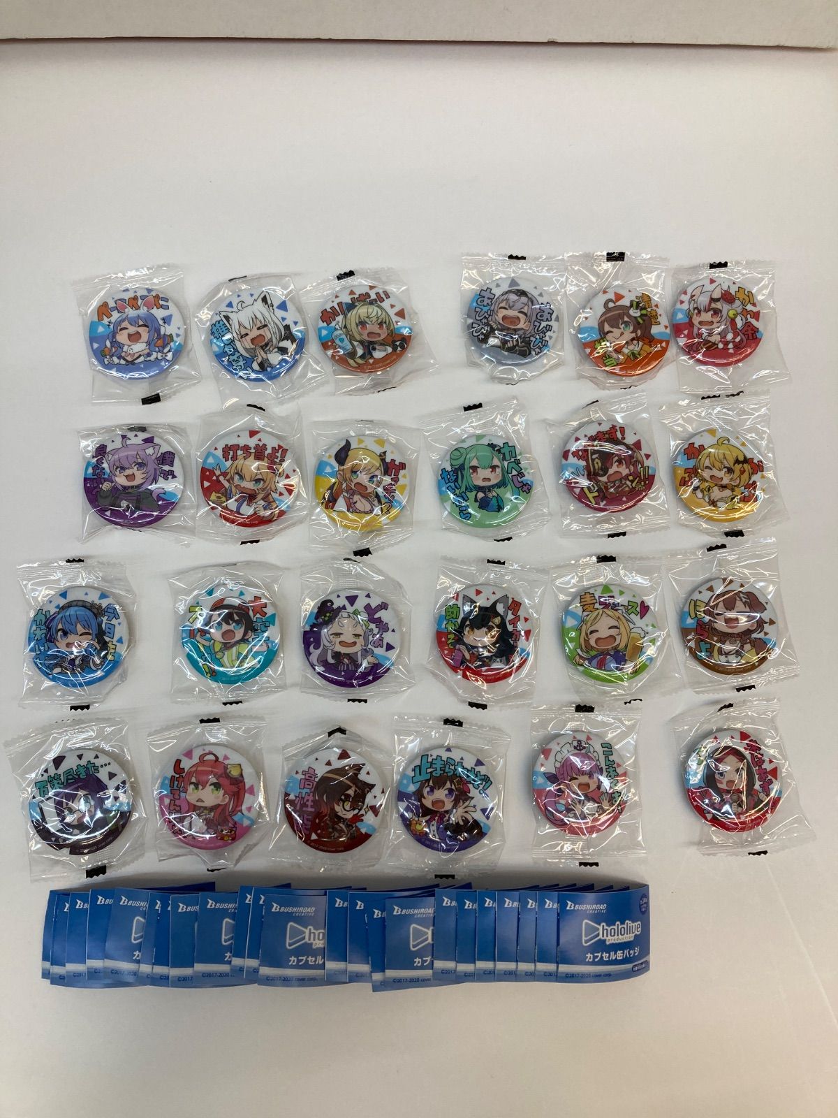 ホロライブ　缶バッジセット 広店】未開封 全24種セット ホロライブ カプセル缶バッジ【718-1882