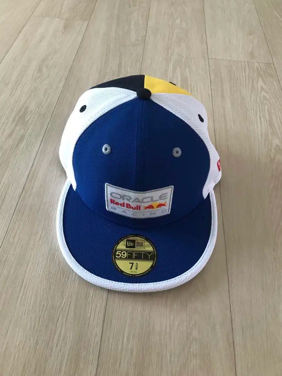 NEW ERA ニューエラ オラクル レッドブル レーシング サイズキャップ 明るい ロワイヤル