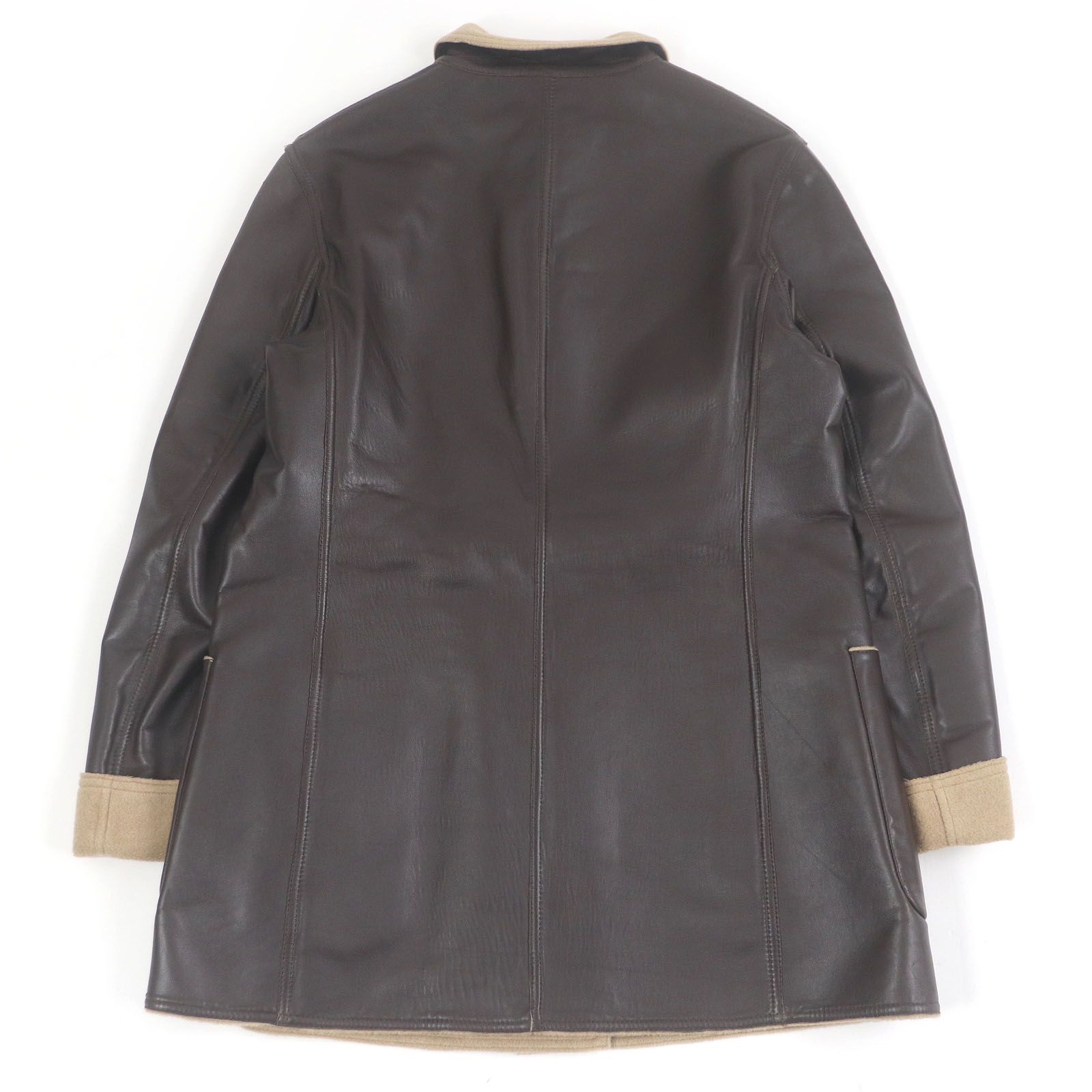 v*e様 ★LOROPIANA★美品★カシミヤ100★羊革ベルト★ケープ★コート v*e様 ☆LOROPIANA☆美品☆カシミヤ100☆羊革ベルト☆ケープ