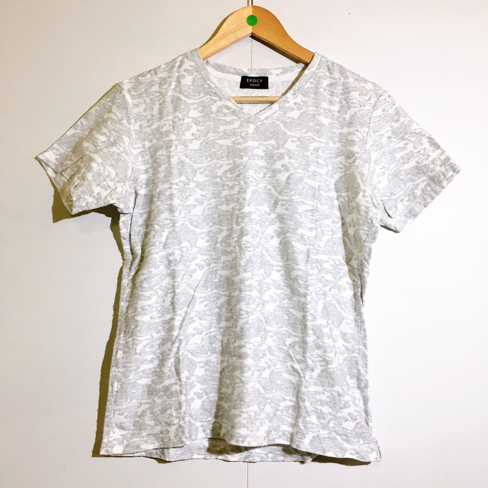 美品】EPOCA UOMO エポカウォモ Tシャツ ホワイト グレー 刺繍 