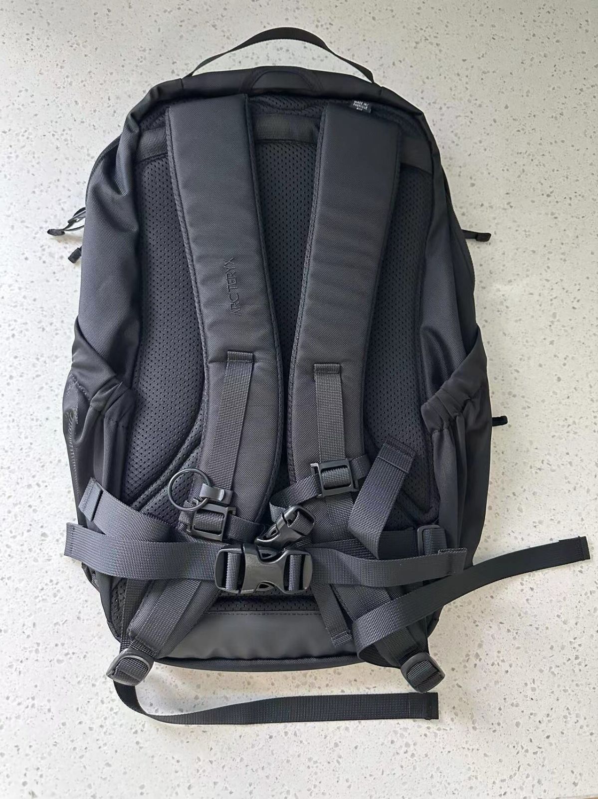 アークテリクス  ARCTERYX リュック バックパック マンティス26 デイパック メンズ レディース 軽量 26L　BLACK ブラック