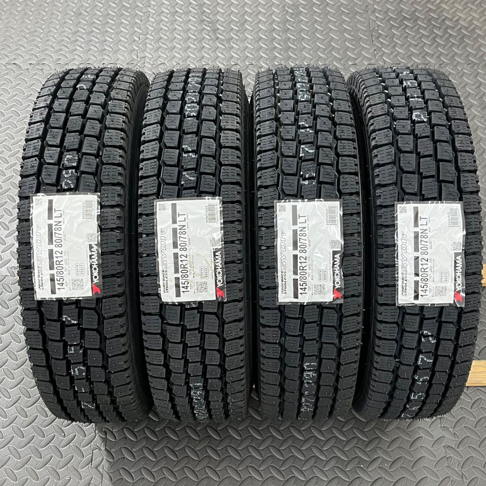 100%本物保証! 25年製 タイヤ 145|80R12 80|78N LT ヨコハマ SY01 スズキ キャリィ エブリィ スタッドレスタイヤ 冬タイヤ 1087P ミニマムの