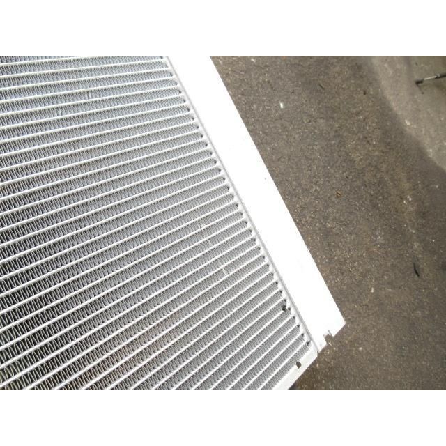 2012年 BMW ミニ SV16 クーパーS ラジエーター 70823427 17112751275 198674 4690 FFCRYSTALESIA_COM