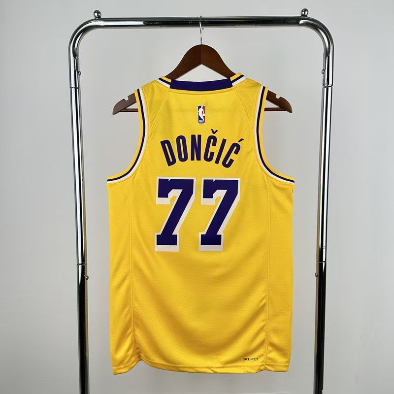 新品 NO.77 ルカドンチッチ ロサンゼルス NBA SW レイカーズ 新品 NO.77 ルカドンチッチ ロサンゼルス NBA SW レイカーズ