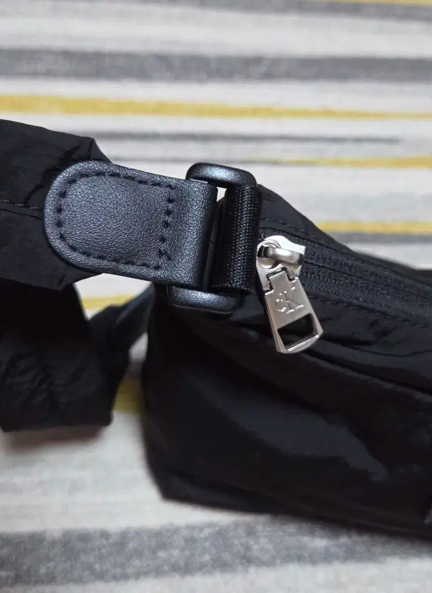 ホーボーバッグ