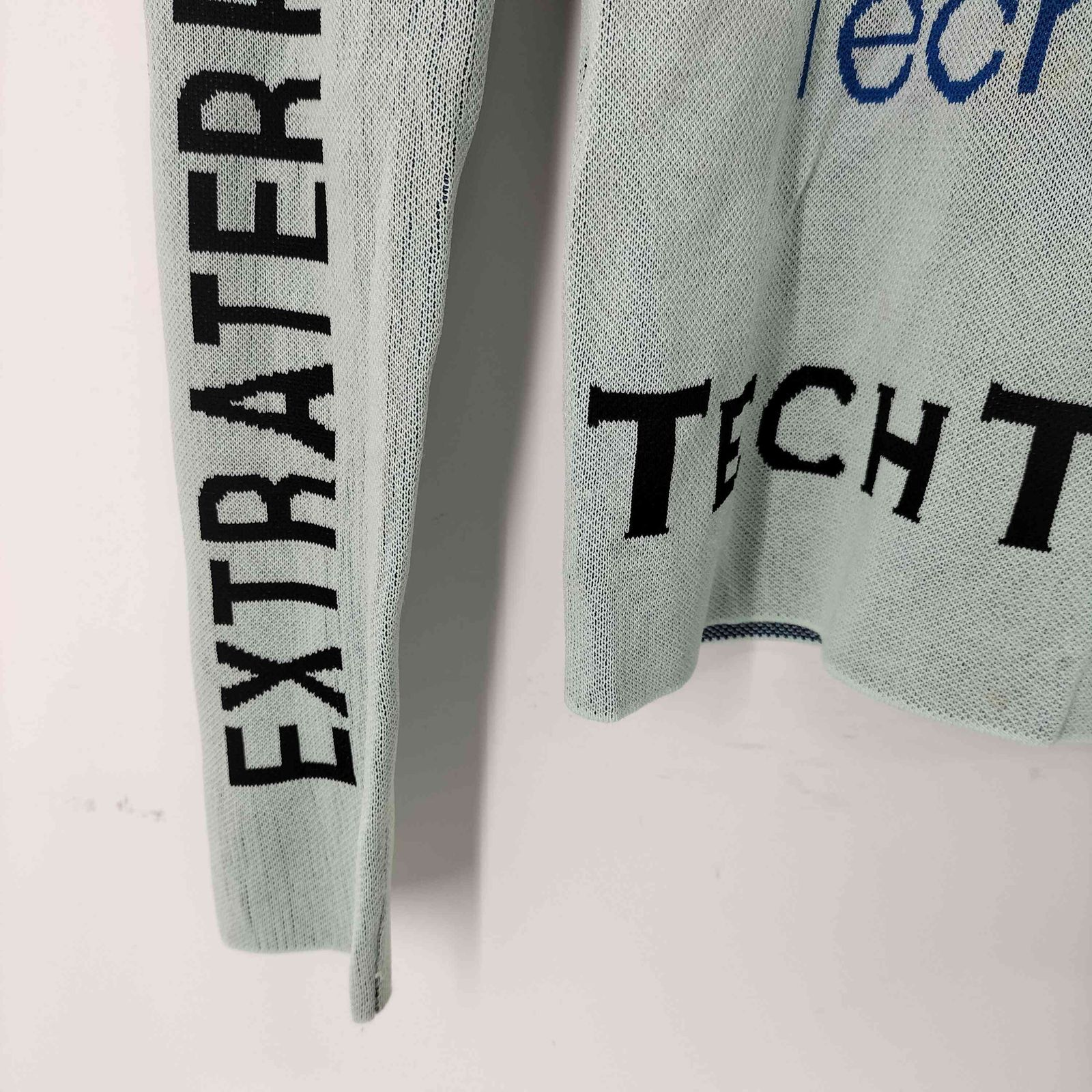 ザンダーゾウ XANDER ZHOU Tech Tennis レーヨン混 ハイネックニット 