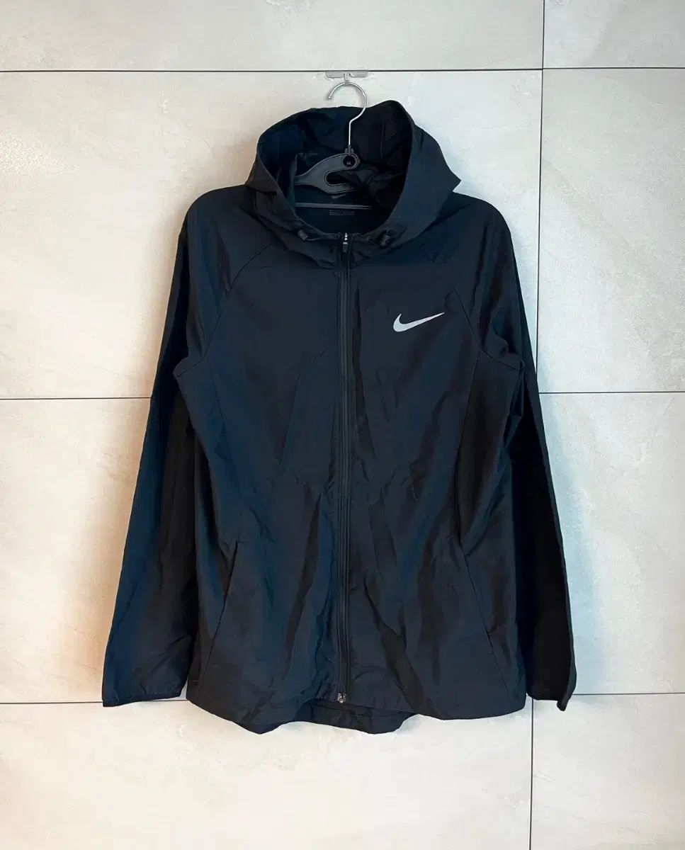 Nike ブラック ウィンドブレーカー L Nike ナイキ ユベントス ウィンド