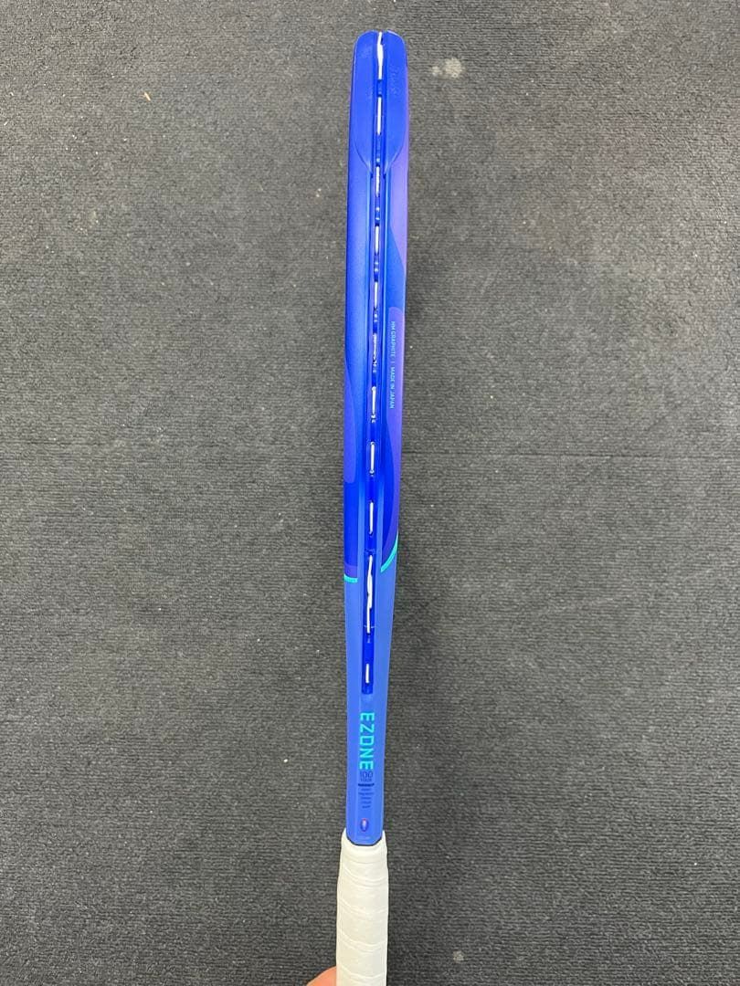 YONEX EZONE100 TOUR G2 2本組サービスガット付 - メルカリ