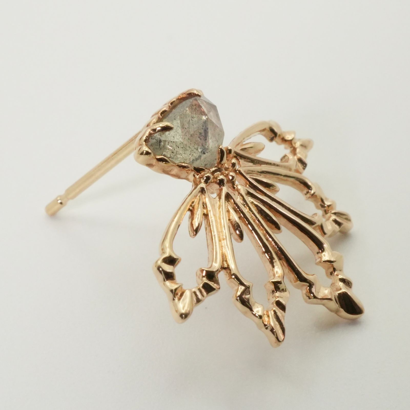 フラワー◆大粒ラブラドライトピアス✧枠留め アガット ラブラドライト 透かし フラワー ピアス K10/24-4975S