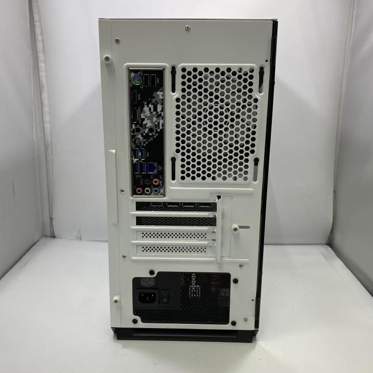 激レア煙突ケースの自作ゲーミングPC中古です！ 自作中古ゲーミングPC 激レア煙突ケースの自作ゲーミングPC中古