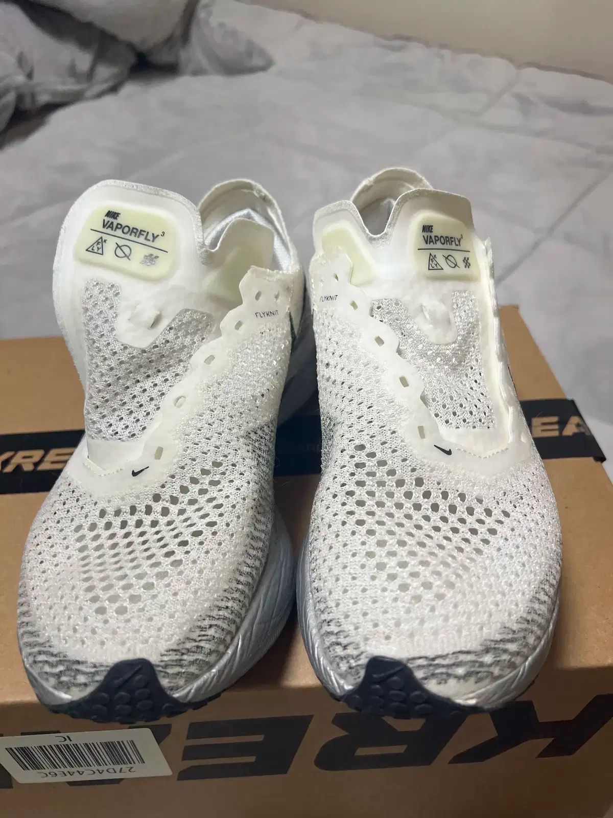ナイキ ヴェイパーフライ3 ホワイト グレー 250
